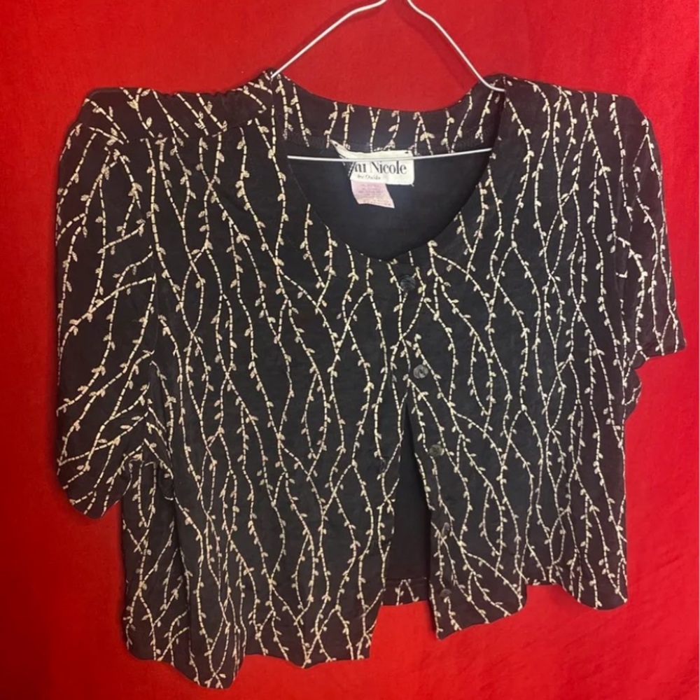 ronni nicole top
